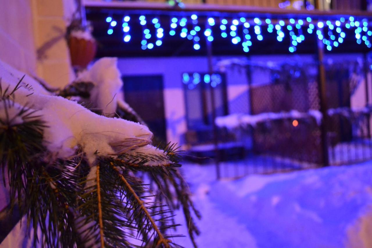 Guest House Sunrise Kamjanez-Podilskyj Exterior foto